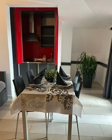 公寓式酒店 奥托马雷住宅酒店 里乔内